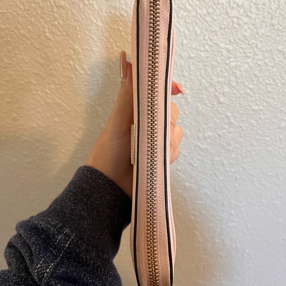 KATE SPADE BLUSH WALLET - Picture 5 of 8